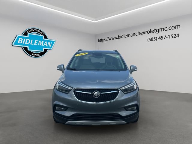 Used 2019 Buick Encore Essence w/ Safety Package II FWD image 2