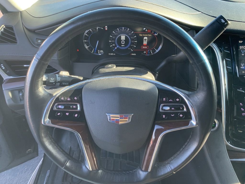 Used 2019 Cadillac Escalade Luxury image 11