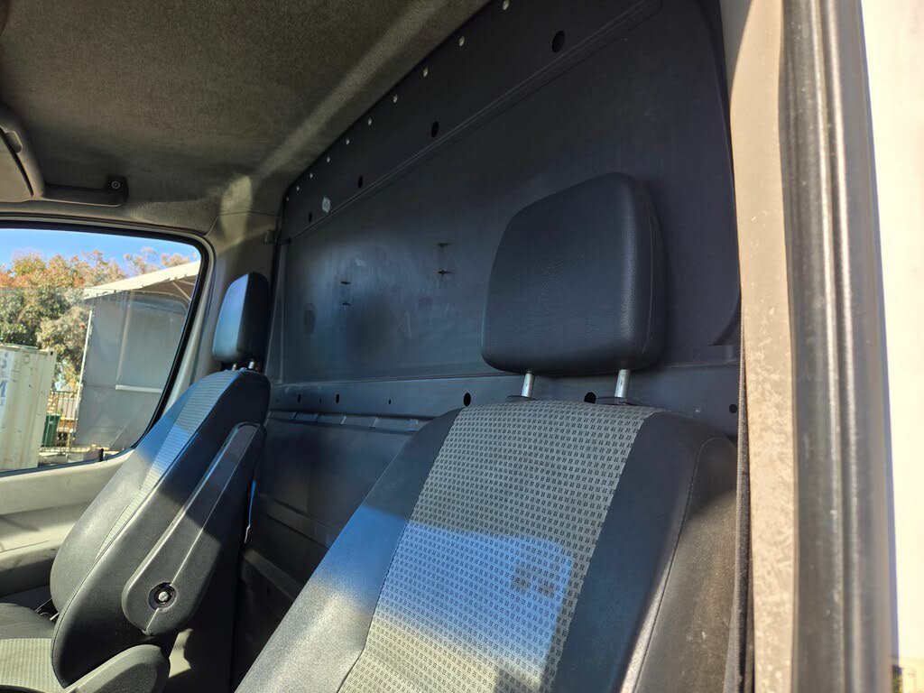 Used 2007 Freightliner Sprinter 2500 RWD image 15