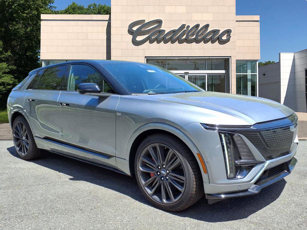 New 2026 Cadillac Lyriq V image 7