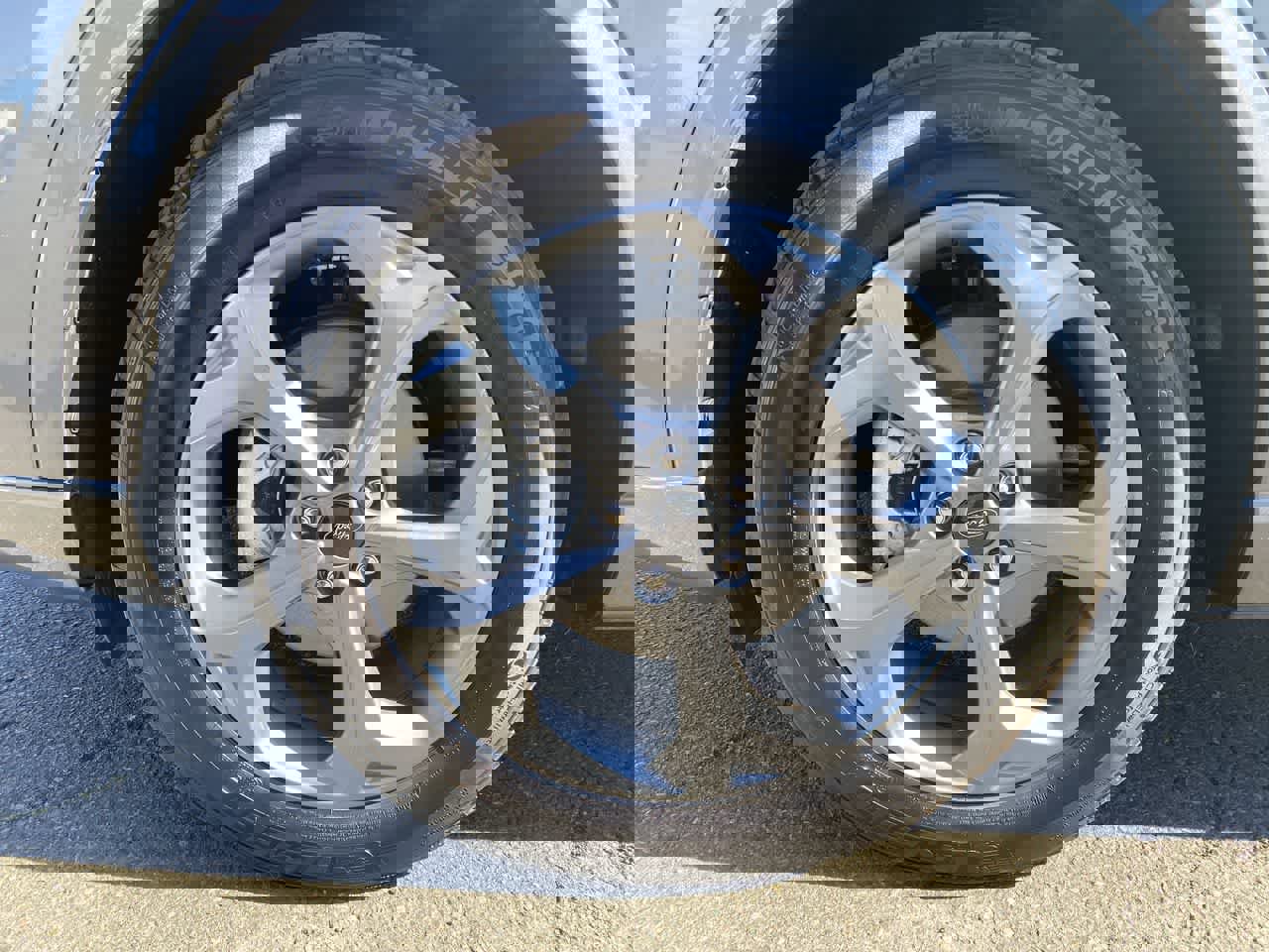 Used 2024 Ford Escape ST-Line image 10