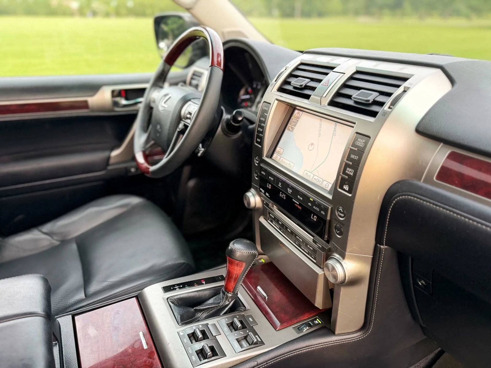 Used 2011 Lexus GX 460 Premium AWD/4WD image 95