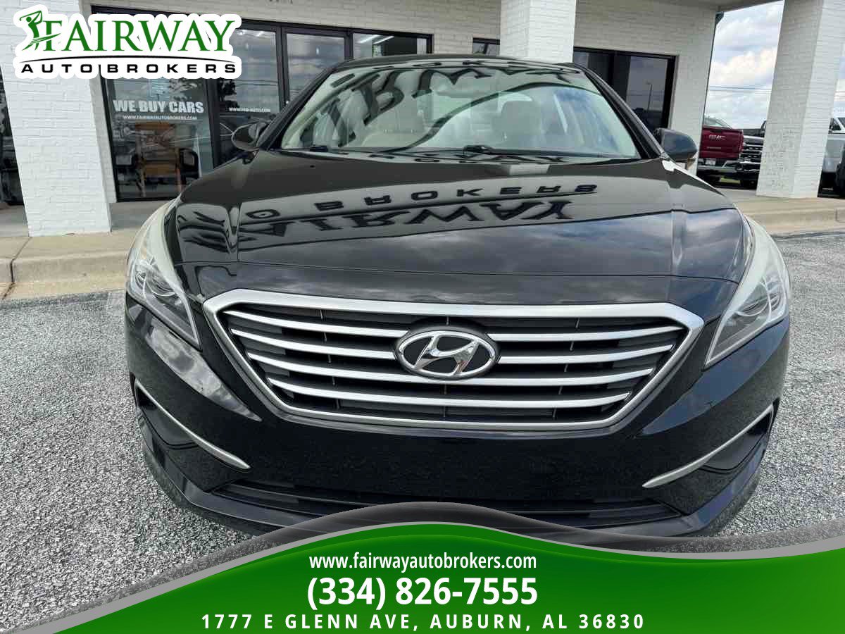 Used 2017 Hyundai Sonata SE FWD image 4