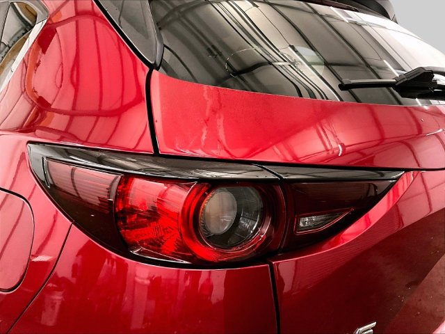 Used 2018 MAZDA CX-5 Touring w/ Preferred Equipment Package AWD/4WD image 28