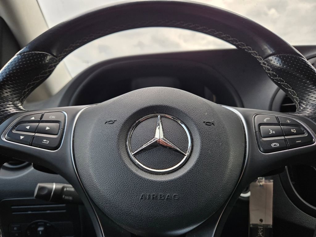 Used 2022 Mercedes-Benz Metris image 33