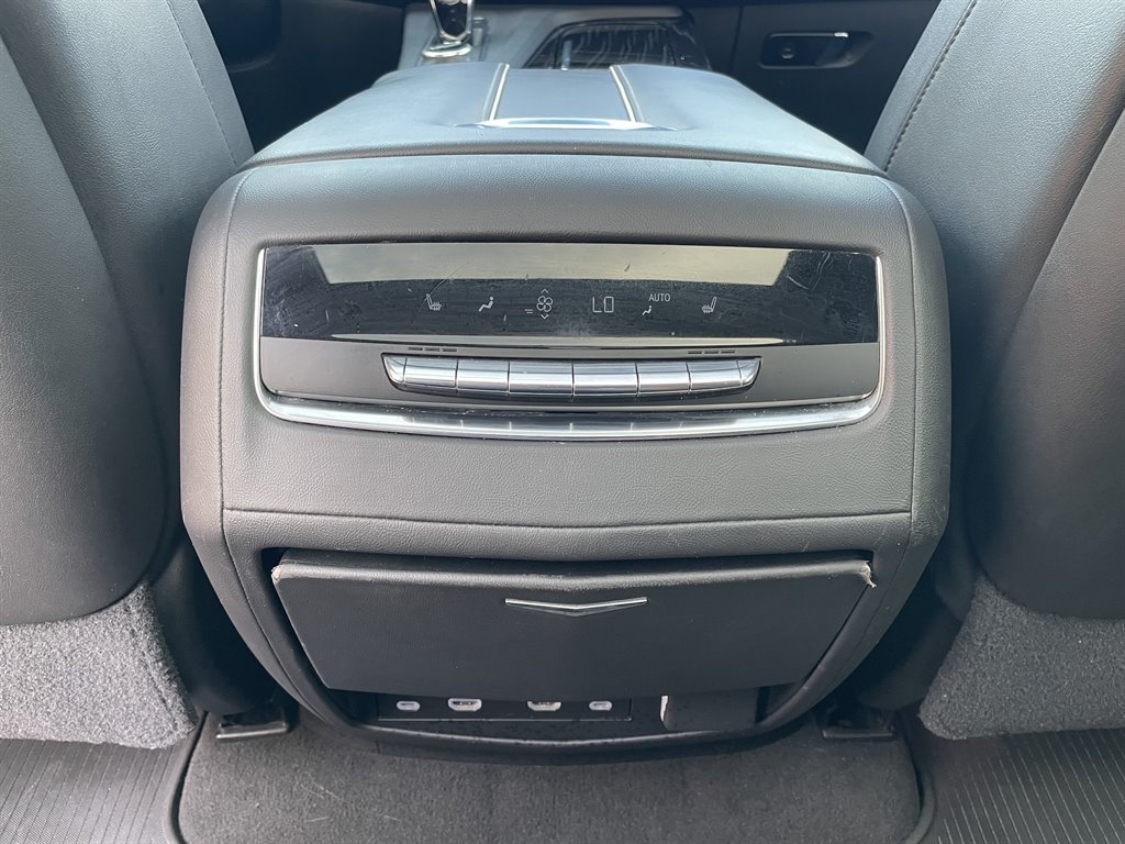 Used 2021 Cadillac Escalade ESV Sport w/ Driver Assist Tech Package AWD/4WD image 41