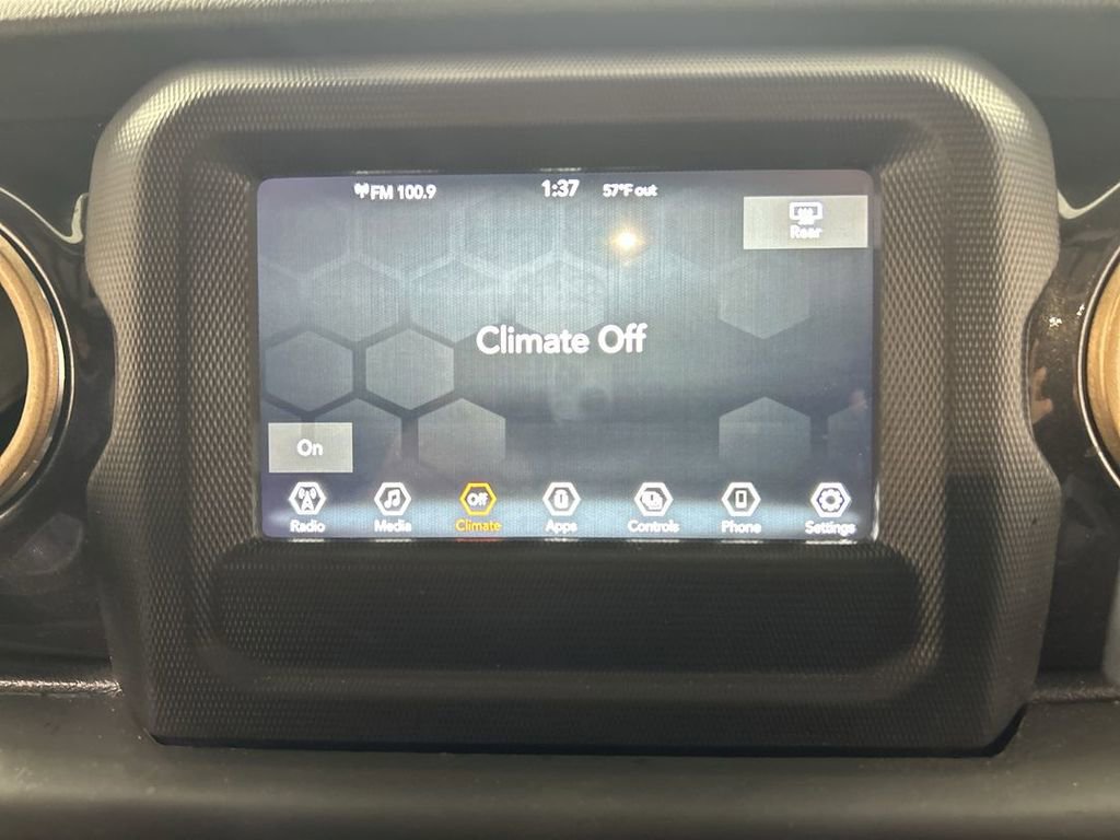 Used 2021 Jeep Wrangler Unlimited Sahara image 14