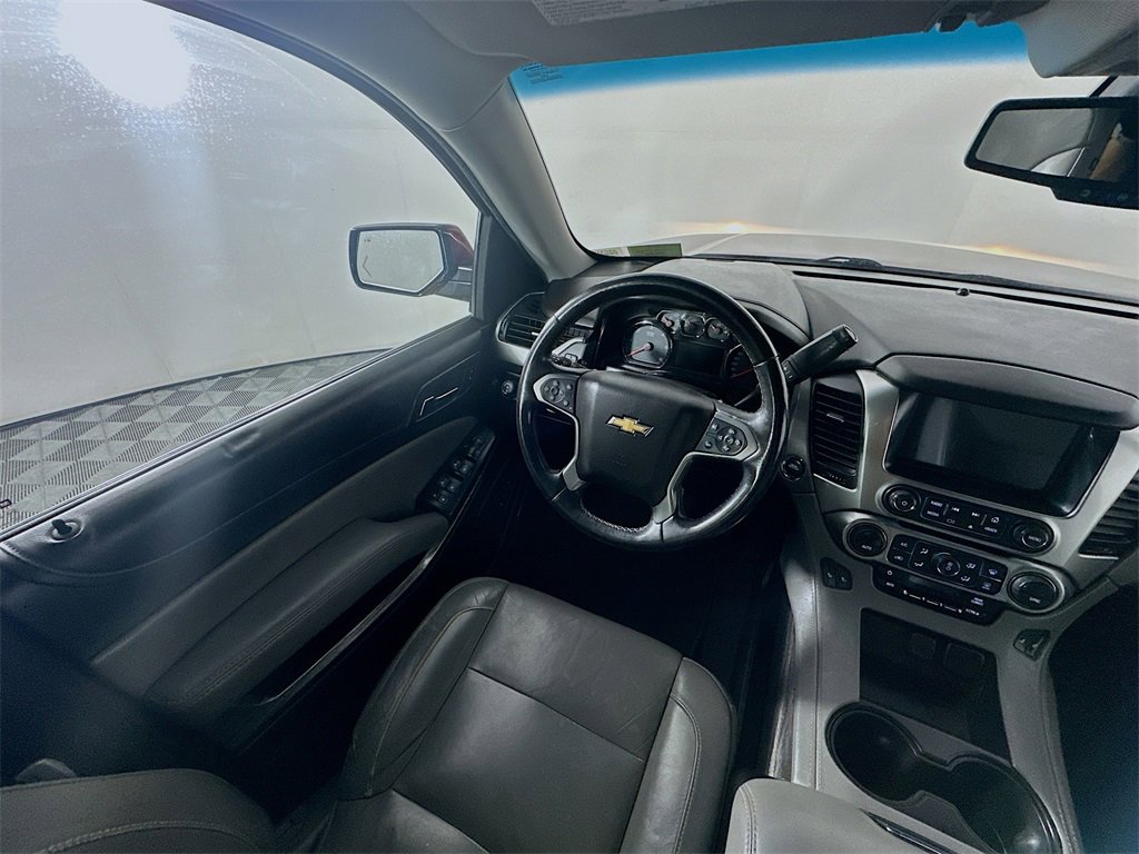 Used 2019 Chevrolet Tahoe LT w/ LT Signature Package image 9