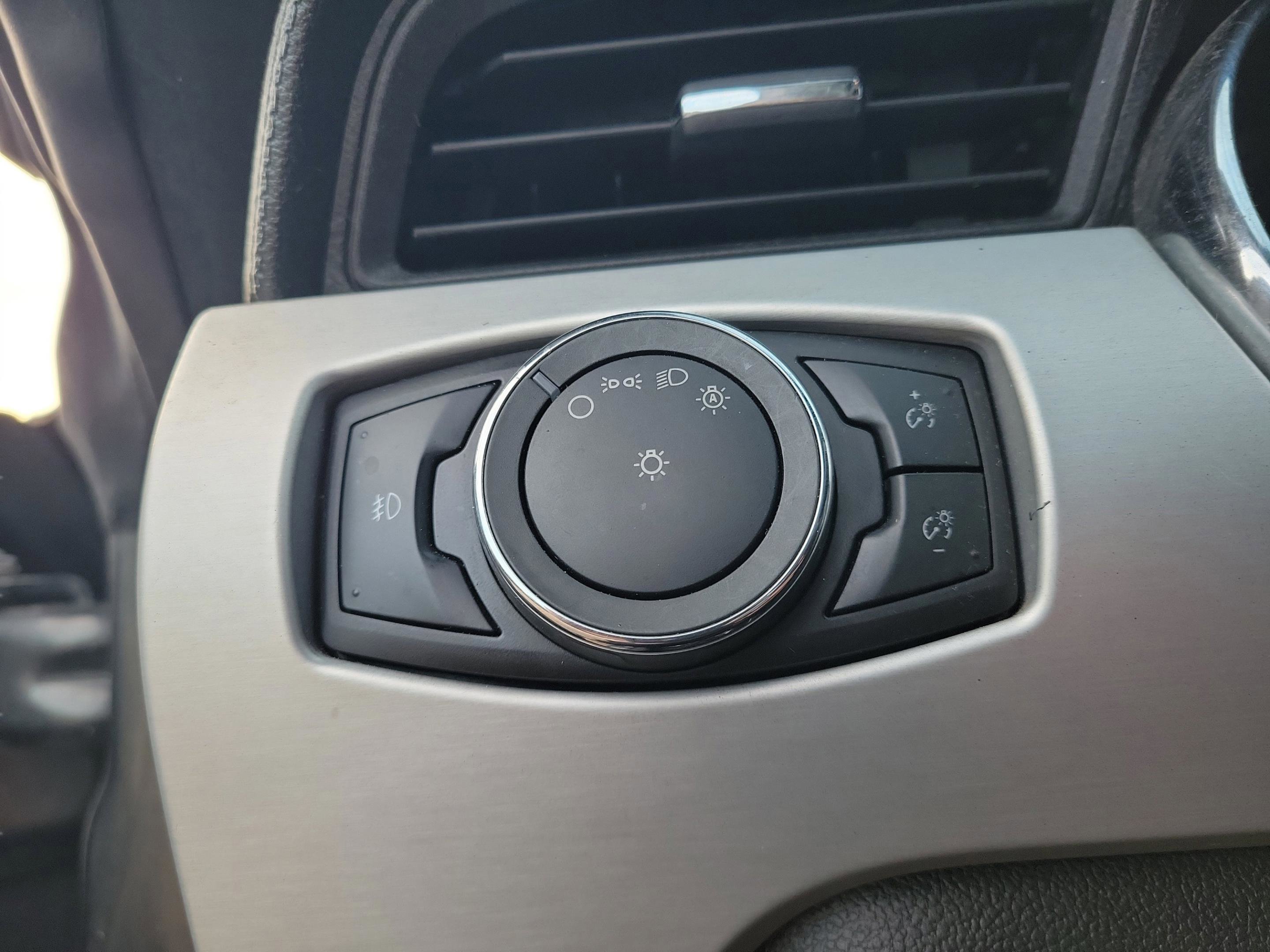 Used 2016 Ford Mustang Premium image 20