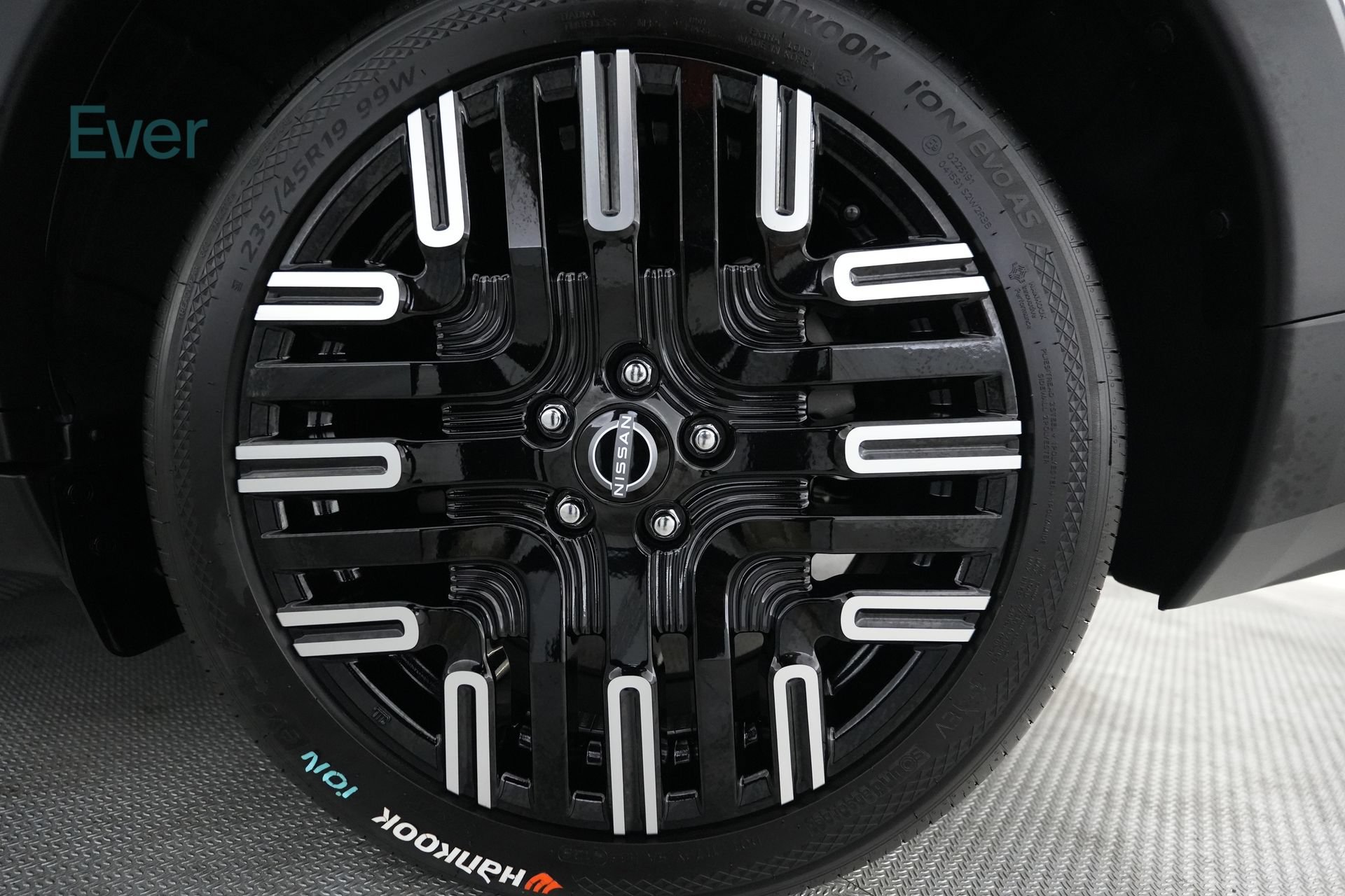 Used 2026 Nissan Leaf Platinum+ w/ Floor Mat Package (Platinum+) FWD image 20