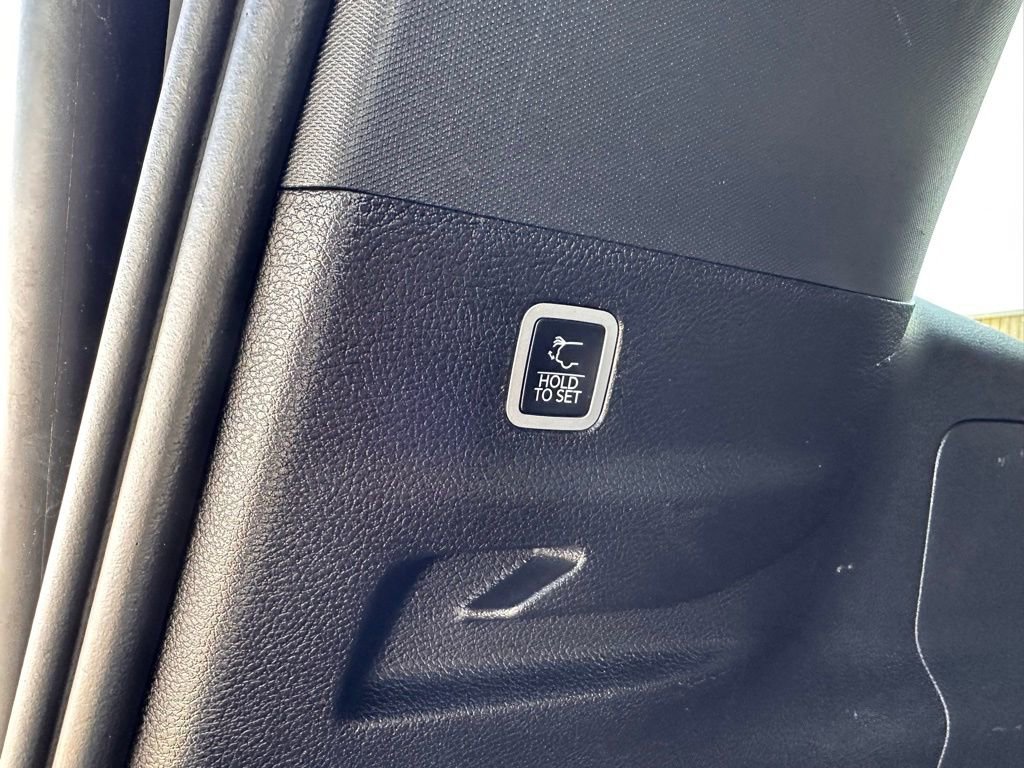 Used 2024 Jeep Wagoneer L 4WD image 46