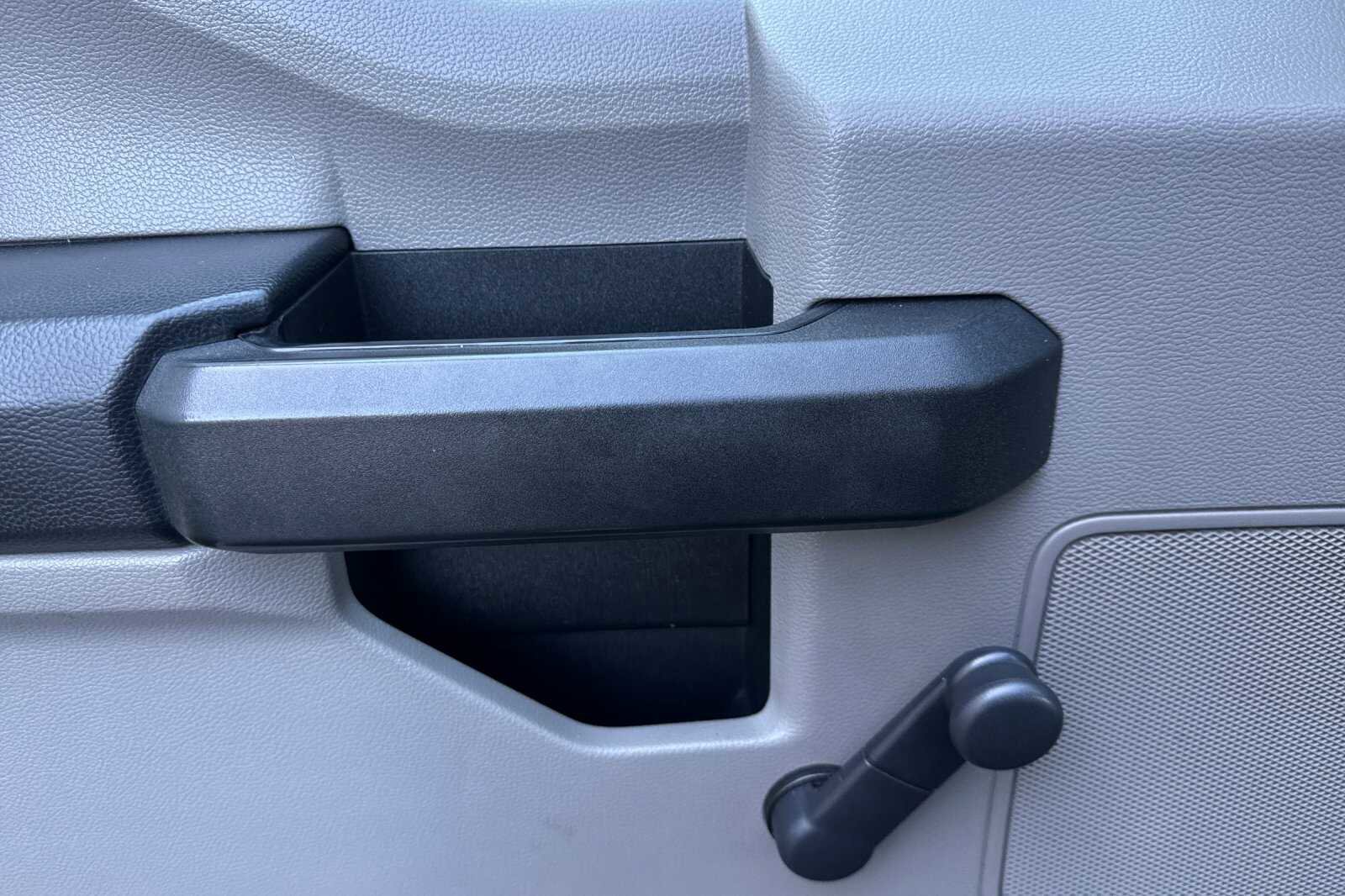 Certified 2017 Ford F350 XL w/ XL Value Package image 8