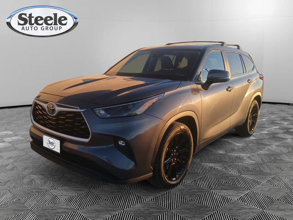 Used 2023 Toyota Highlander L