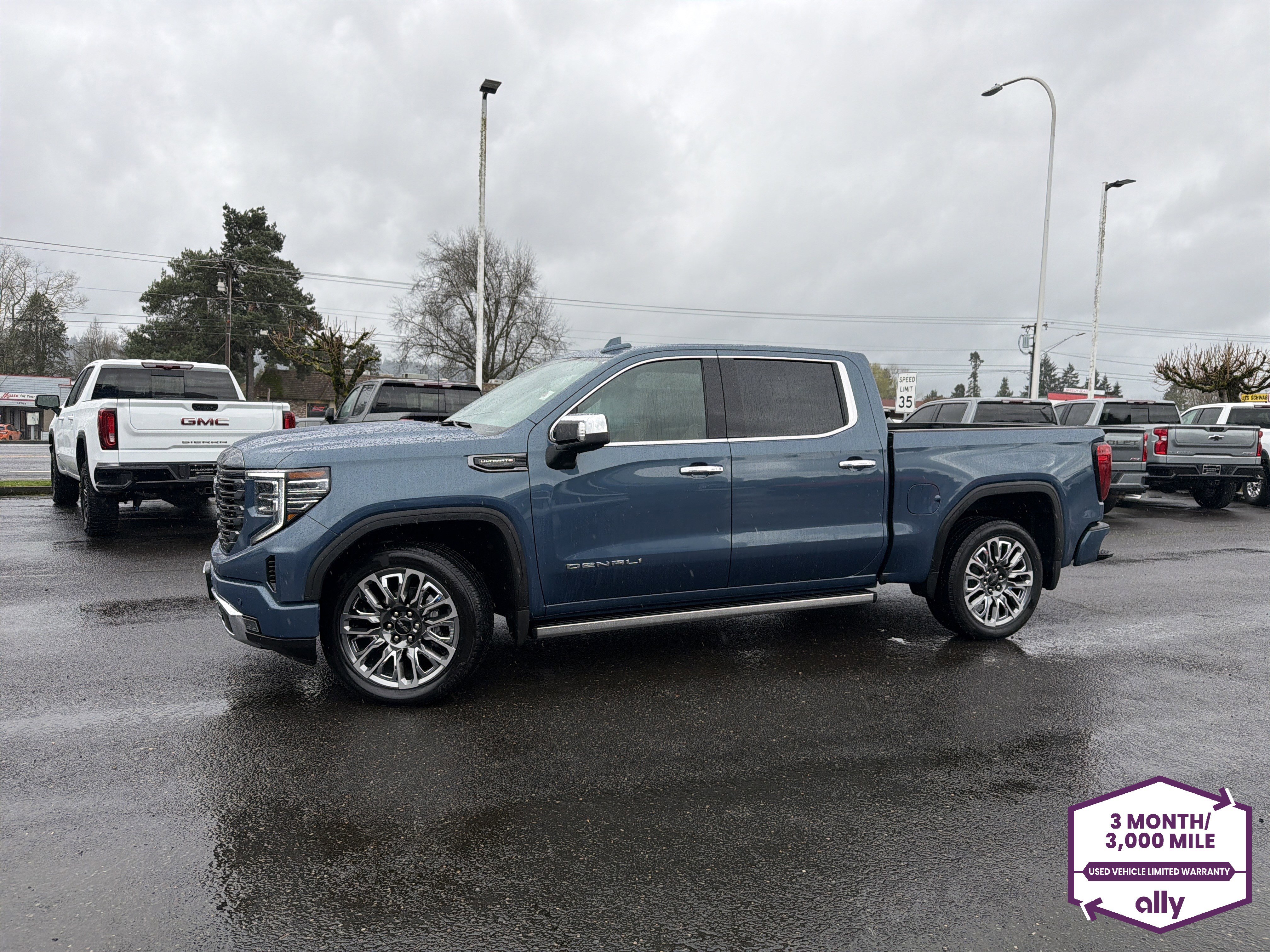 Used 2024 GMC Sierra 1500 Denali Ultimate image 1