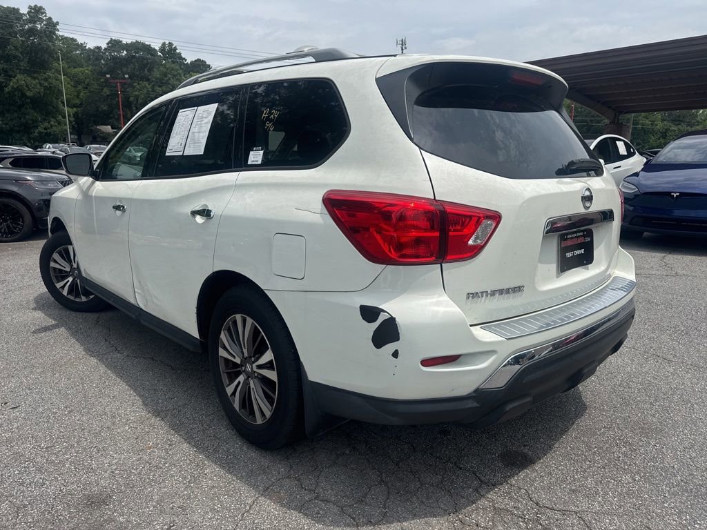 Used 2018 Nissan Pathfinder S FWD image 2