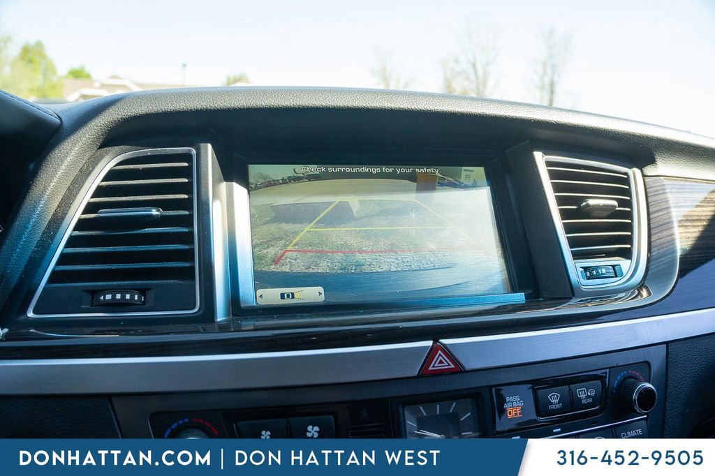 Used 2016 Hyundai Genesis 3.8 w/ Option Group 02 image 8