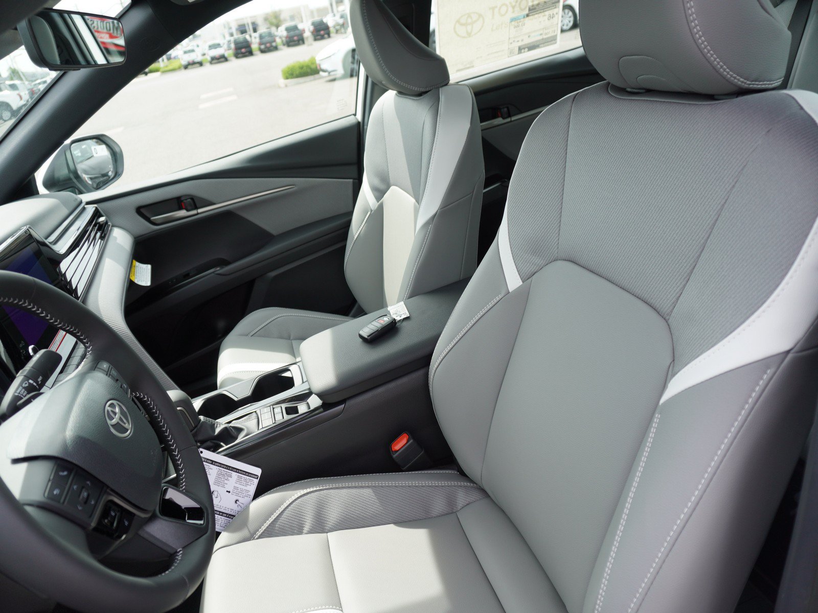 New 2026 Toyota Camry SE FWD image 21