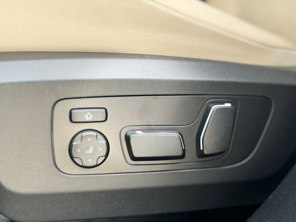 New 2026 BMW X3 xDrive30 AWD/4WD image 15