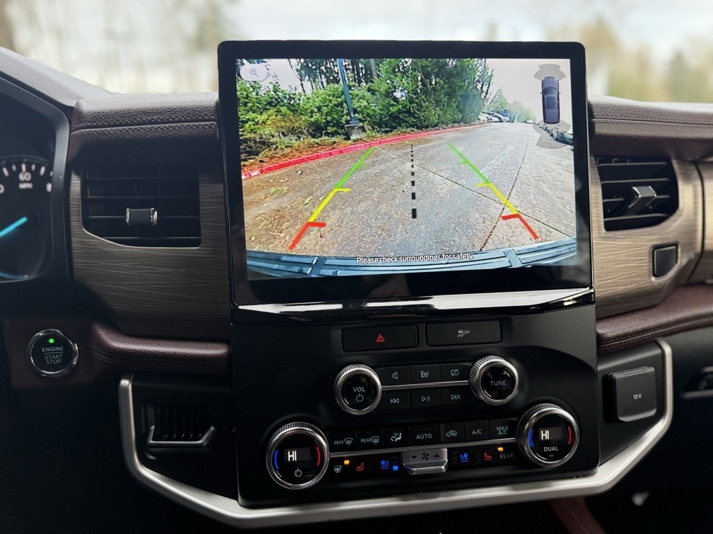 Used 2023 Ford Expedition Limited image 41