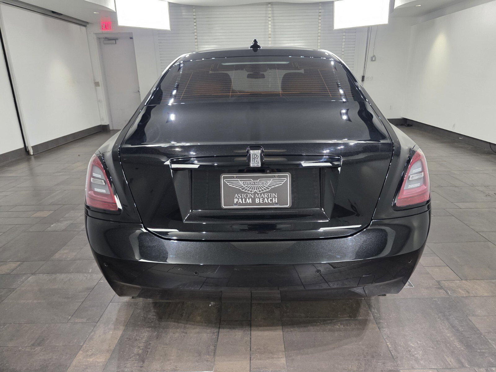 Used 2024 Rolls-Royce Ghost image 5