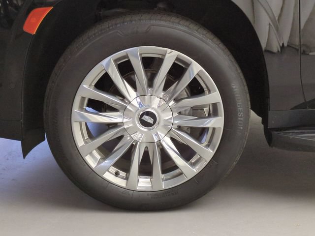 Certified 2023 Cadillac Escalade Premium Luxury AWD/4WD image 30