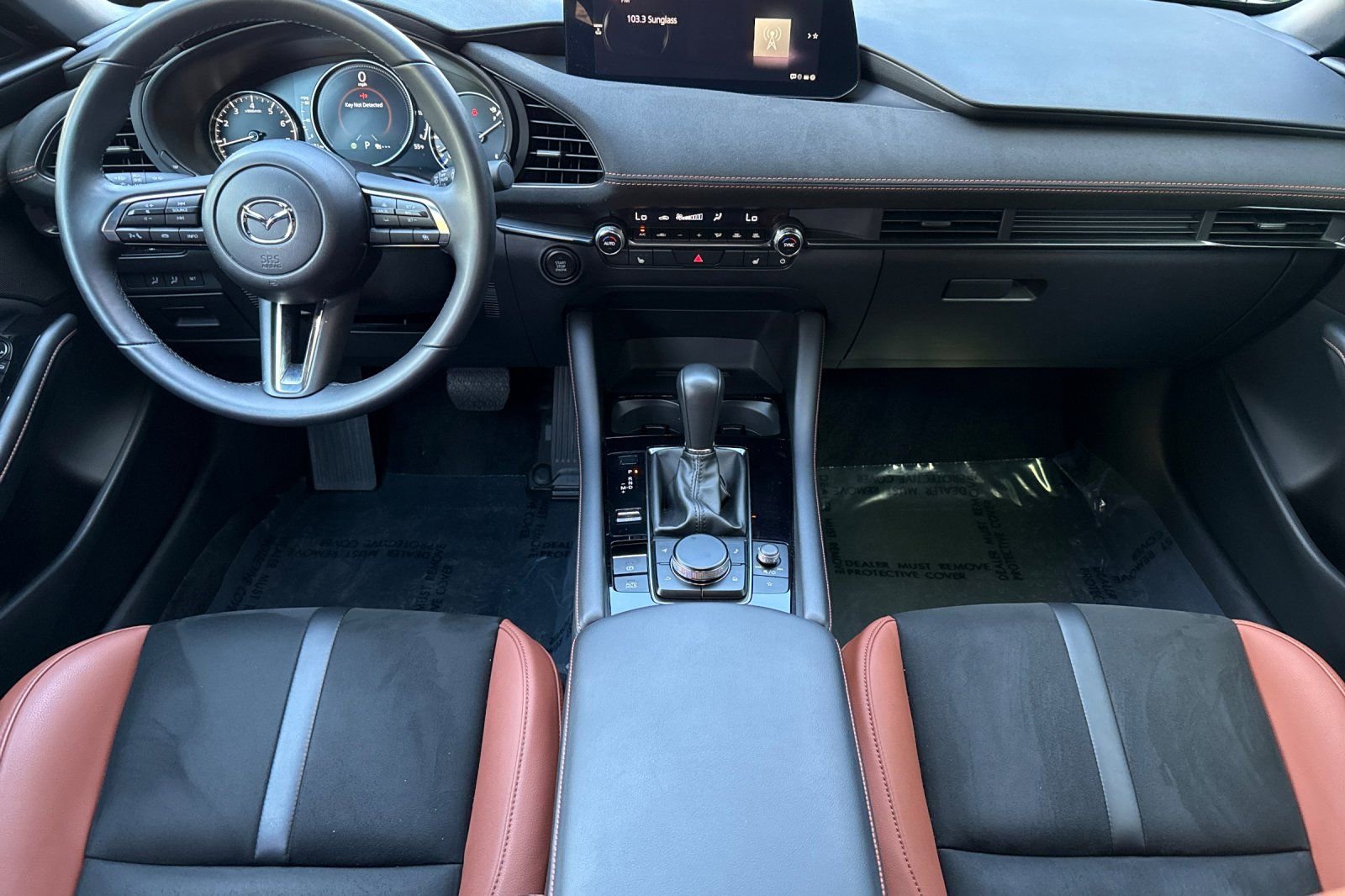 Certified 2025 MAZDA MAZDA3 Carbon image 15