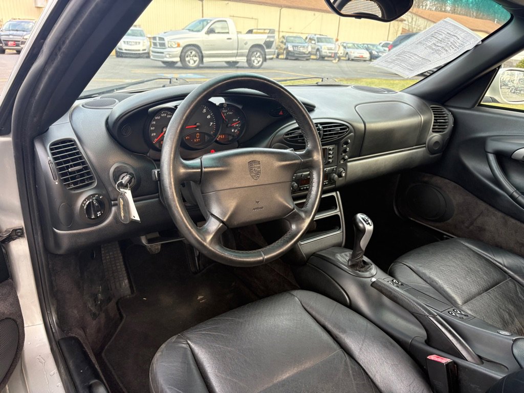 Used 2000 Porsche Boxster image 11
