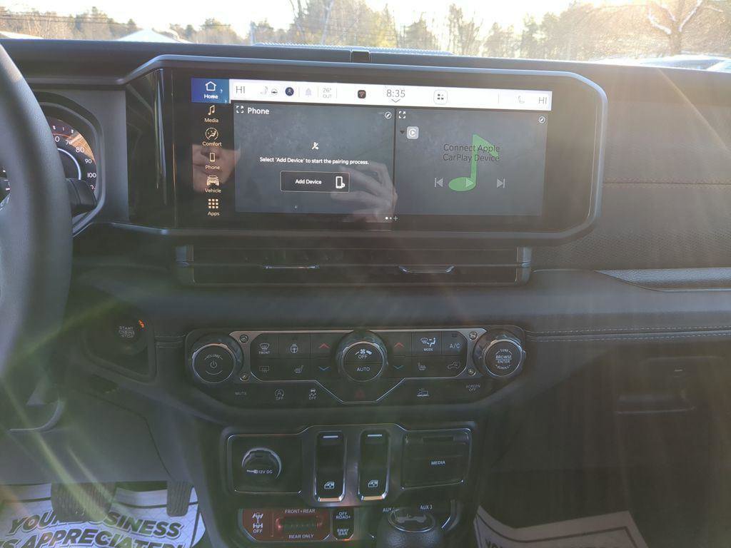 Used 2026 Jeep Wrangler Rubicon image 16