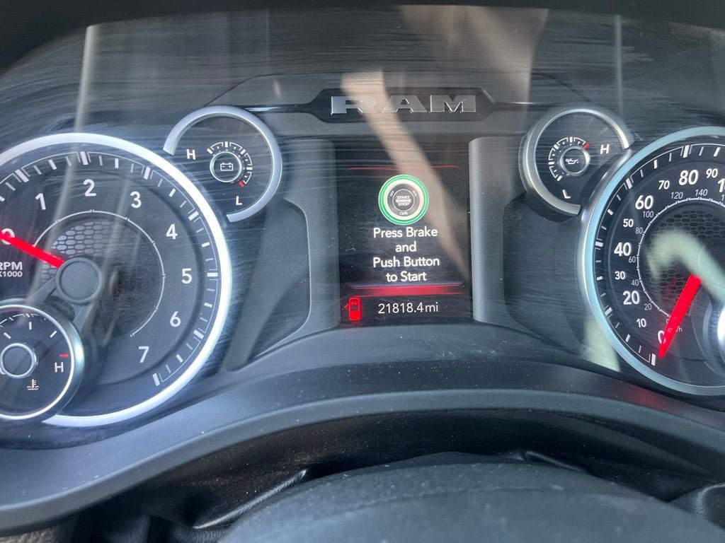 Used 2025 RAM 1500 Big Horn RWD image 10