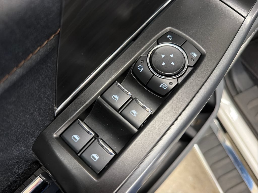 Used 2024 Ford F150 Lariat w/ Equipment Group 502A High AWD/4WD image 17