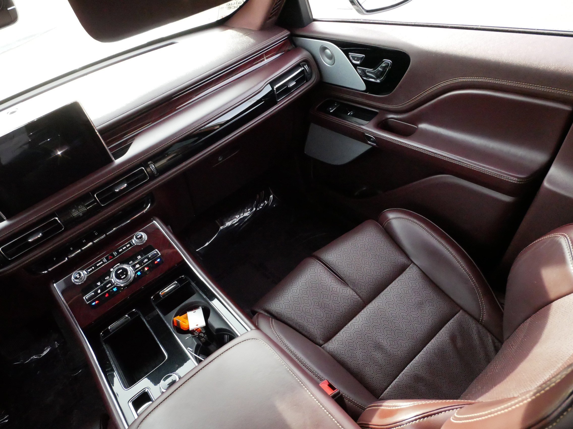 Used 2022 Lincoln Aviator Black Label w/ Dynamic Handling Package AWD/4WD image 11