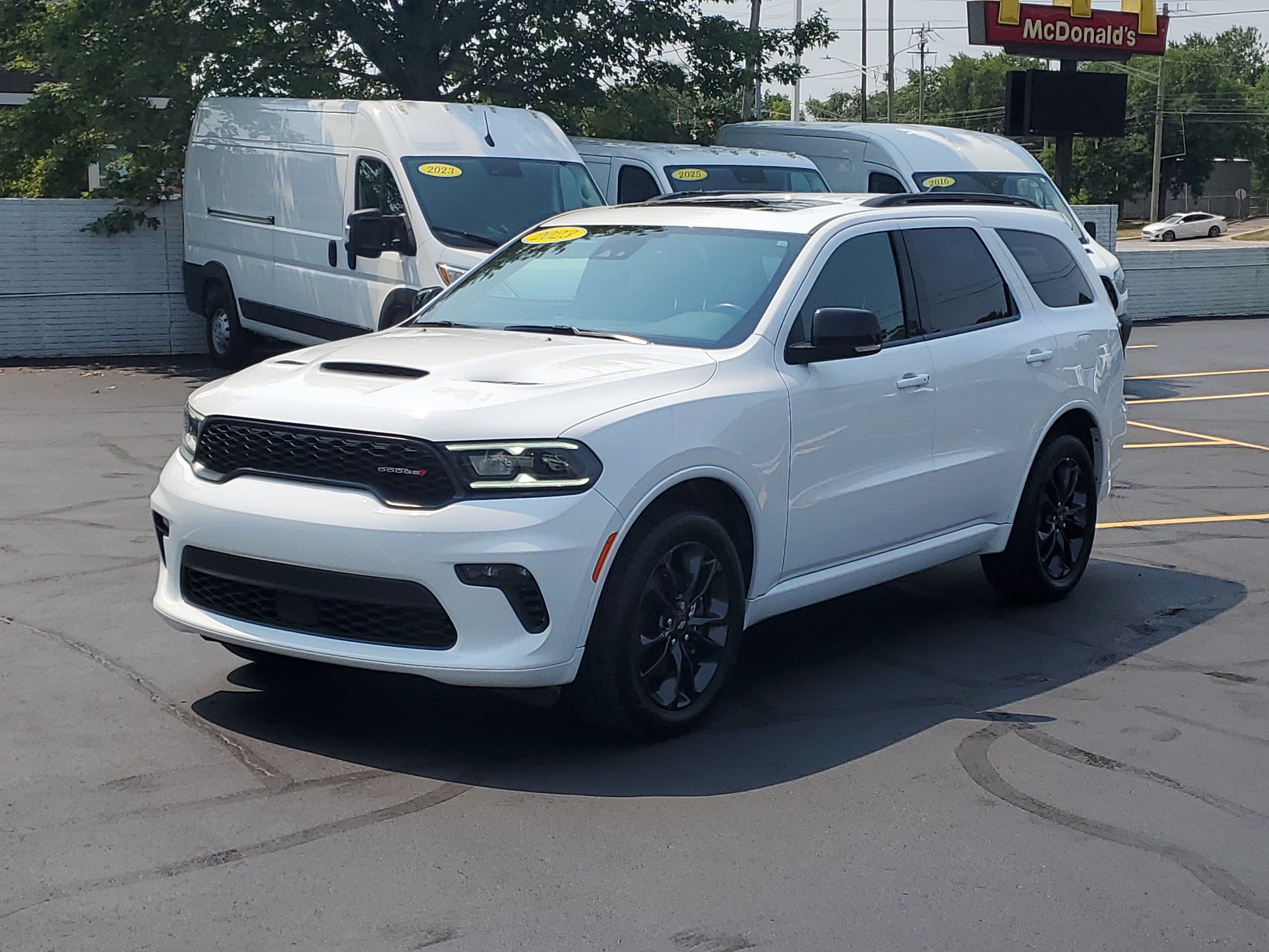 Certified 2023 Dodge Durango GT AWD/4WD image 2
