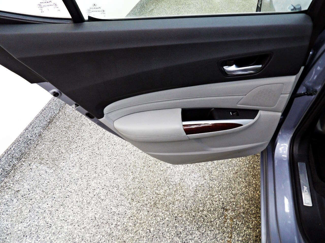 Used 2015 Acura TLX V6 w/ Technology Package image 9