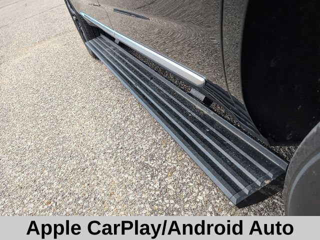 Used 2026 GMC Yukon Denali w/ Sun & Power Step Package AWD/4WD image 15