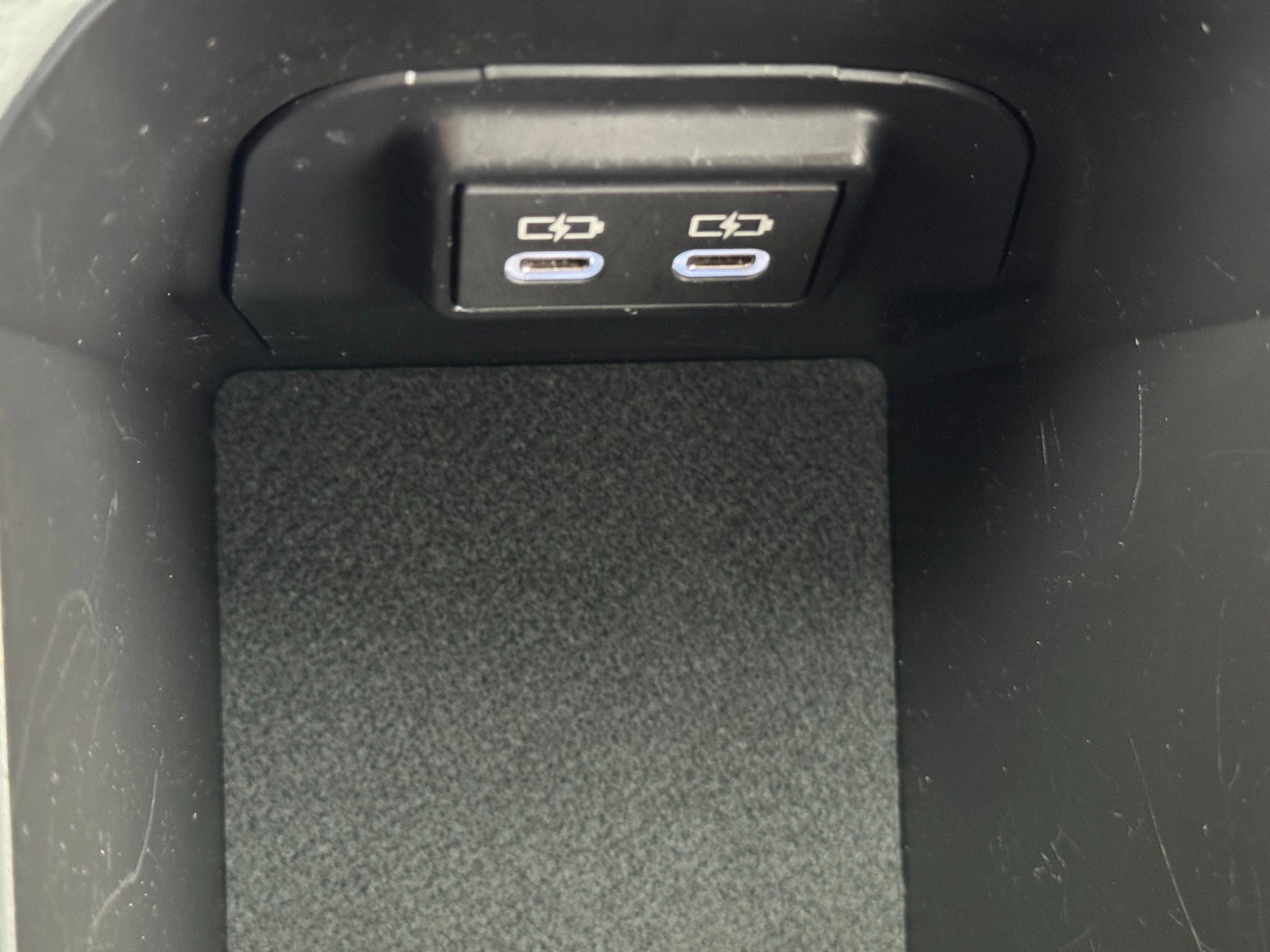 Used 2025 Toyota RAV4 XLE w/ Convenience Package FWD image 31