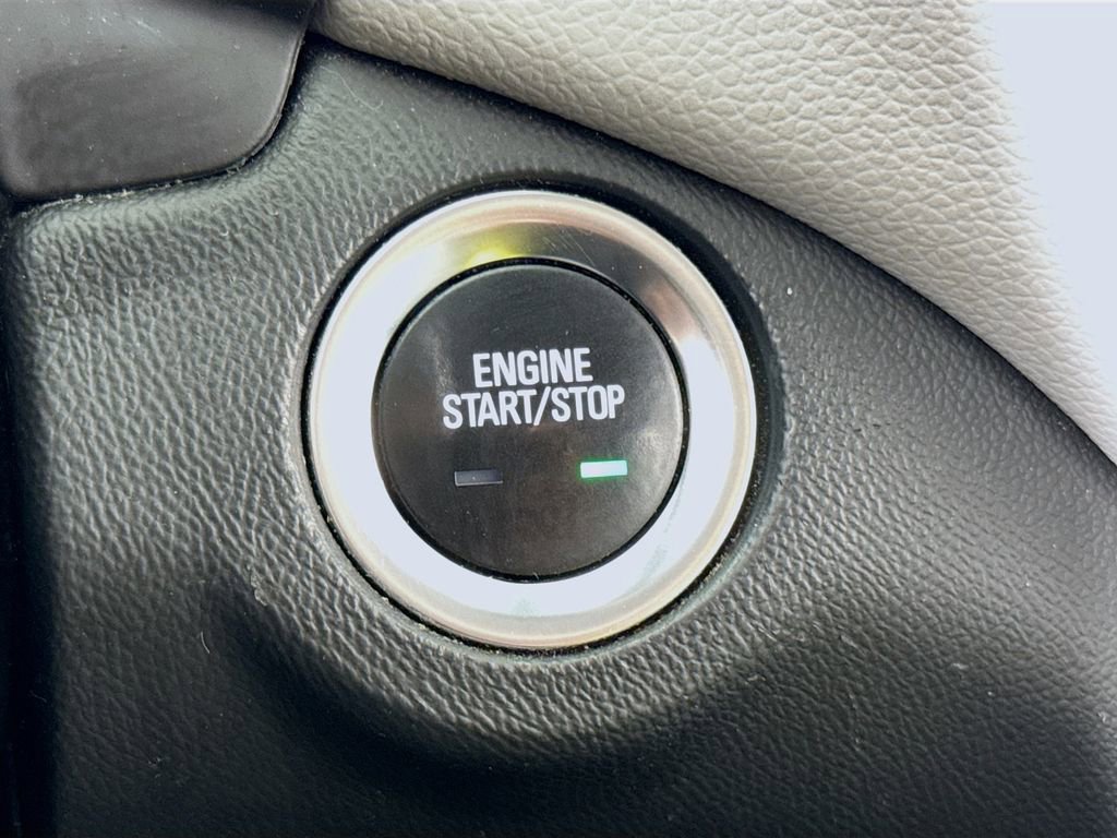 Used 2022 Chevrolet Equinox LT image 28