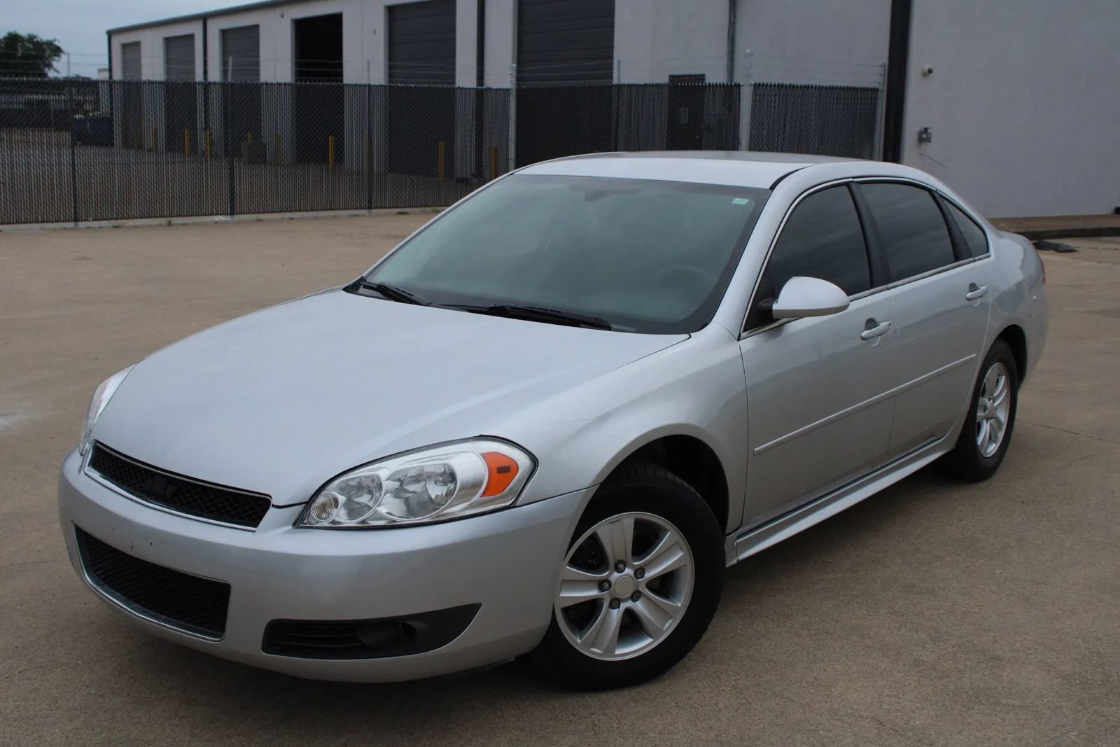 Used 2014 Chevrolet Impala Limited LS FWD image 1