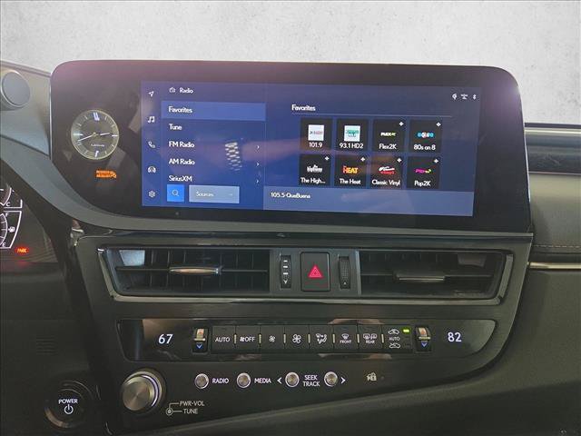 Used 2024 Lexus ES 300h w/ Accessory Package (Z2) FWD image 13