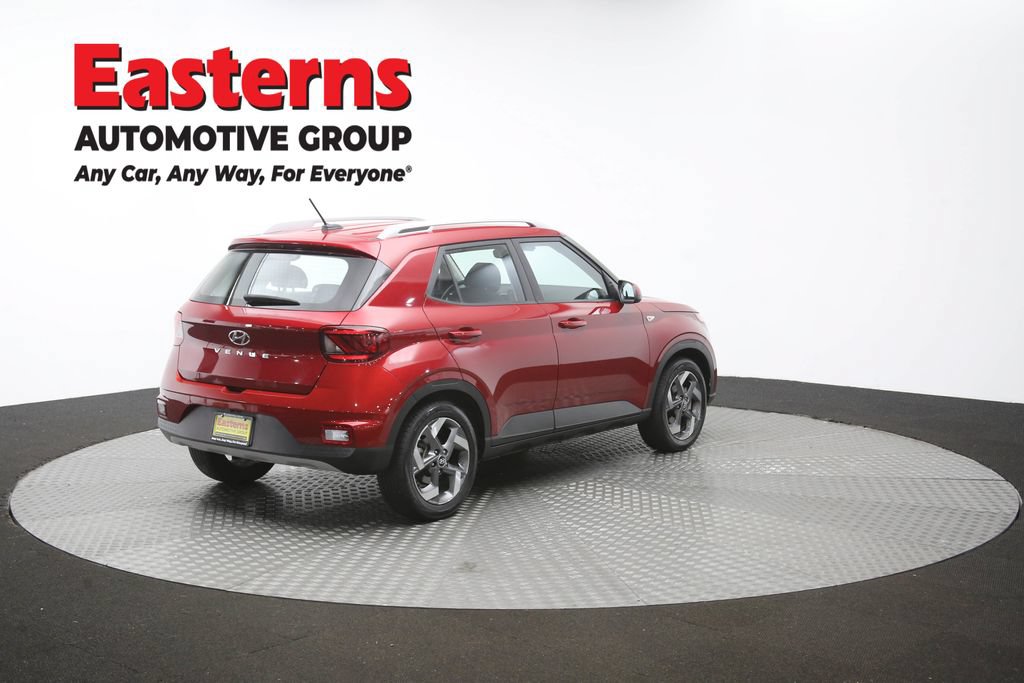Used 2025 Hyundai Venue SEL FWD image 42