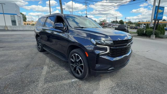 Certified 2023 Chevrolet Suburban RST w/ Luxury Package AWD/4WD image 2