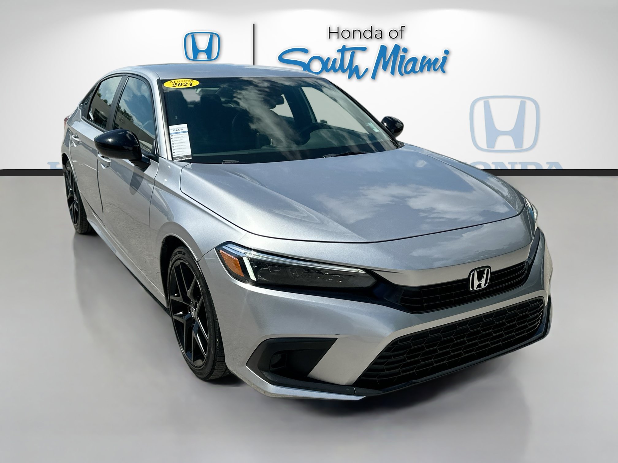 Used 2024 Honda Civic Sport image 1