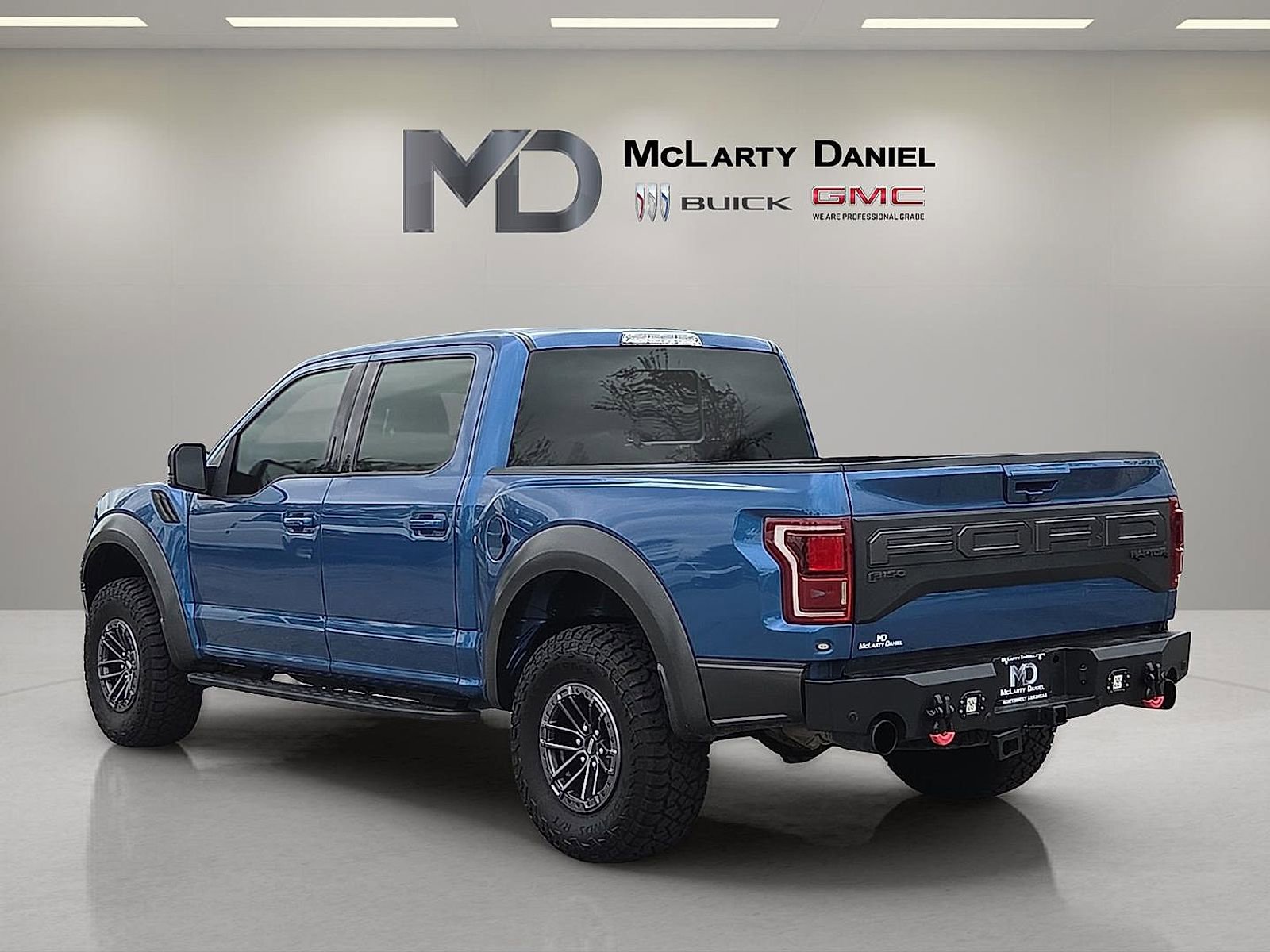 Used 2020 Ford F150 Raptor w/ Equipment Group 802A Luxury image 4