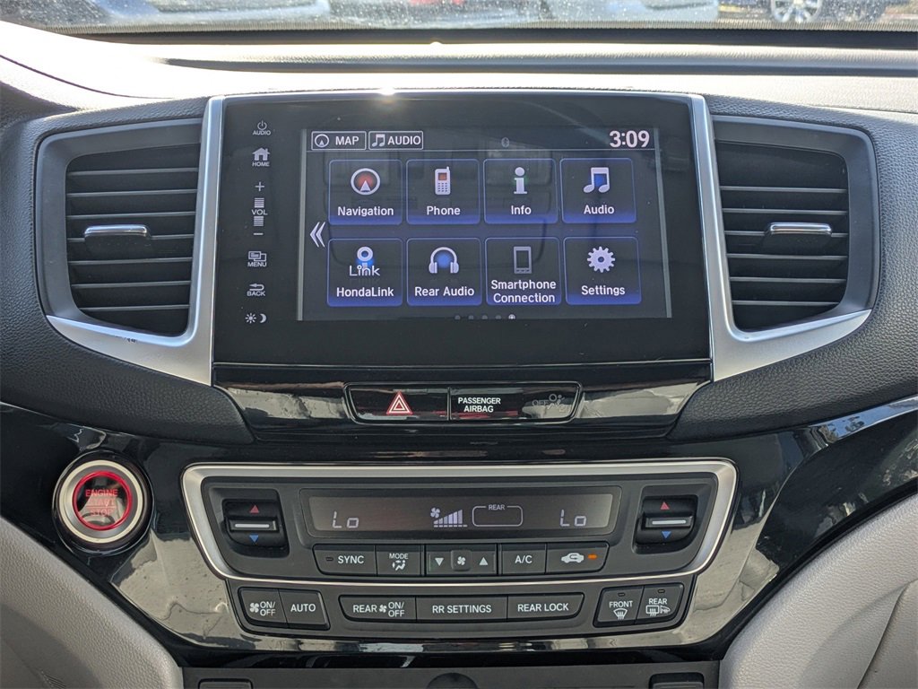 Used 2017 Honda Pilot Touring image 21