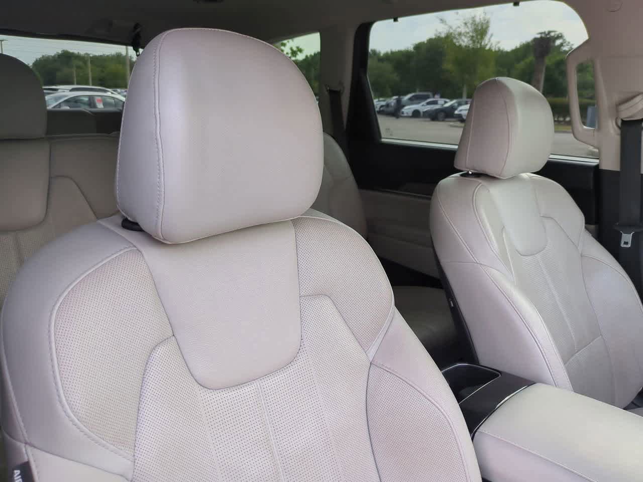 Used 2020 Kia Telluride EX AWD/4WD image 7
