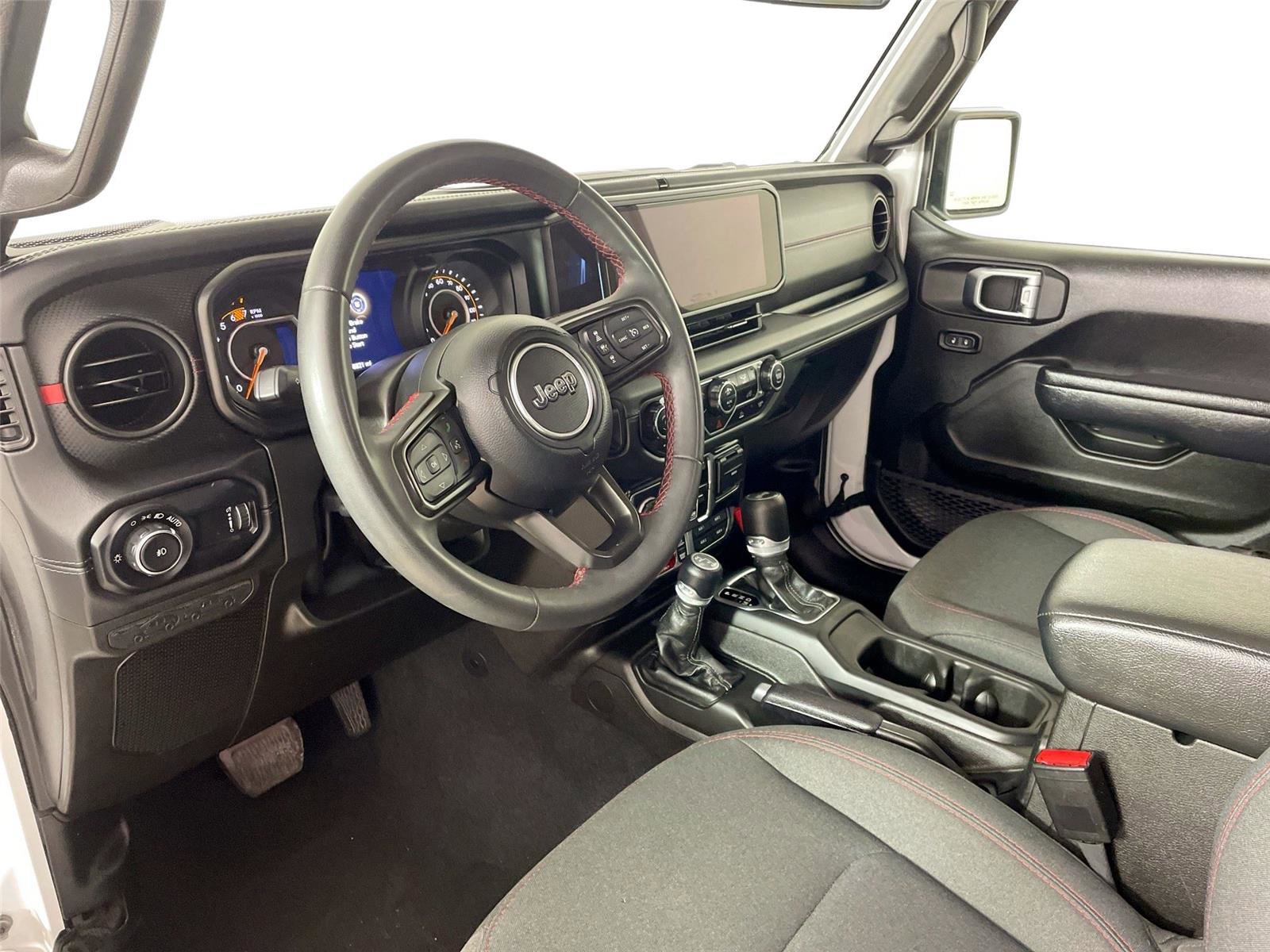 Used 2024 Jeep Wrangler Unlimited Rubicon image 9