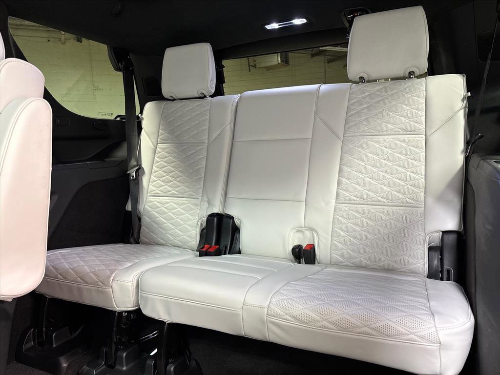 Used 2025 Cadillac Escalade Sport Platinum w/ LPO, ONYX Package image 25