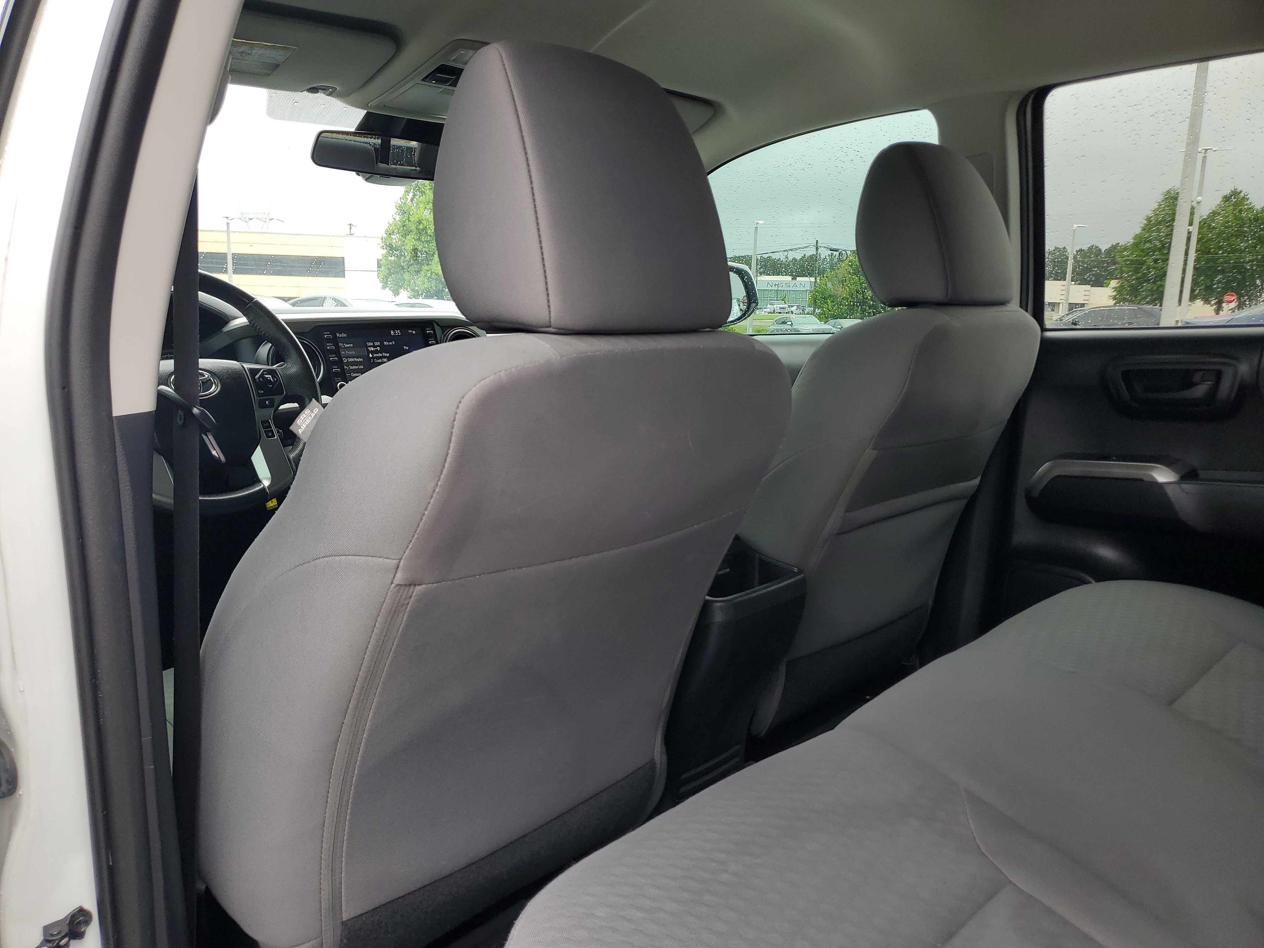 Used 2021 Toyota Tacoma SR5 w/ SR5 Appearance Package (SM) RWD image 10