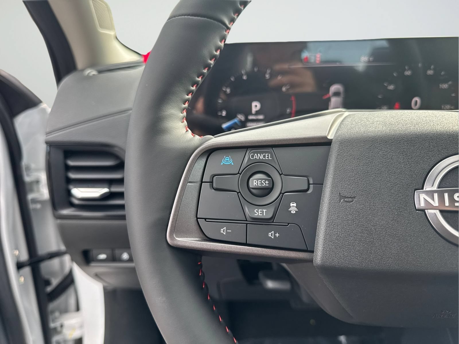 New 2026 Nissan Sentra SR w/ SR Premium Package FWD image 21