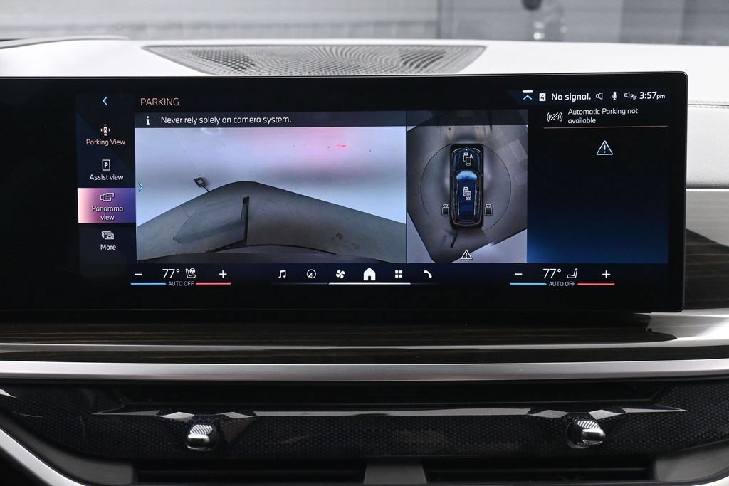 Used 2024 BMW X7 xDrive40i w/ Premium Package AWD/4WD image 33