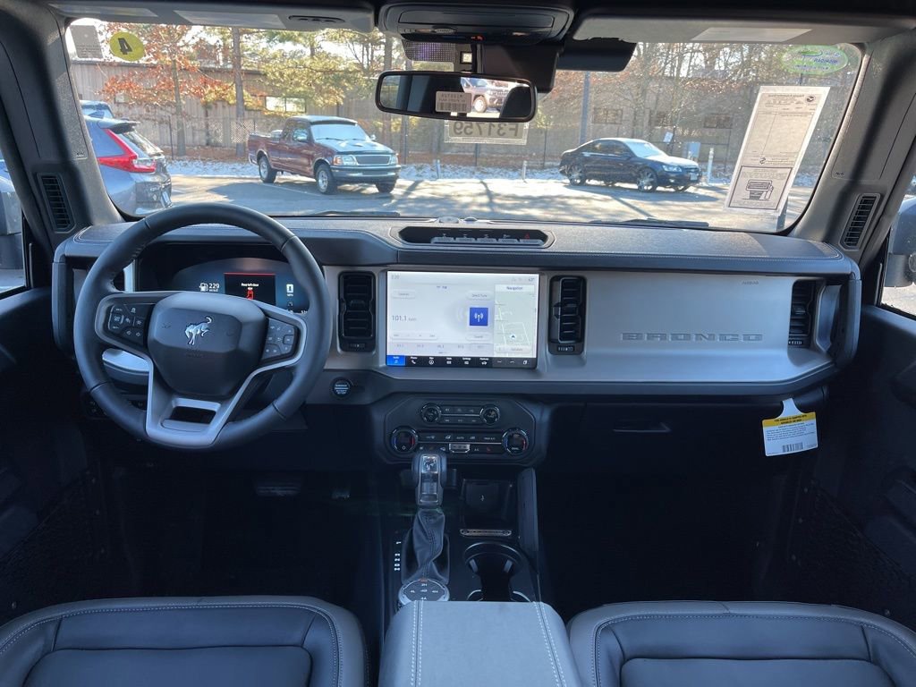 New 2025 Ford Bronco Outer Banks w/ Sasquatch Package image 6
